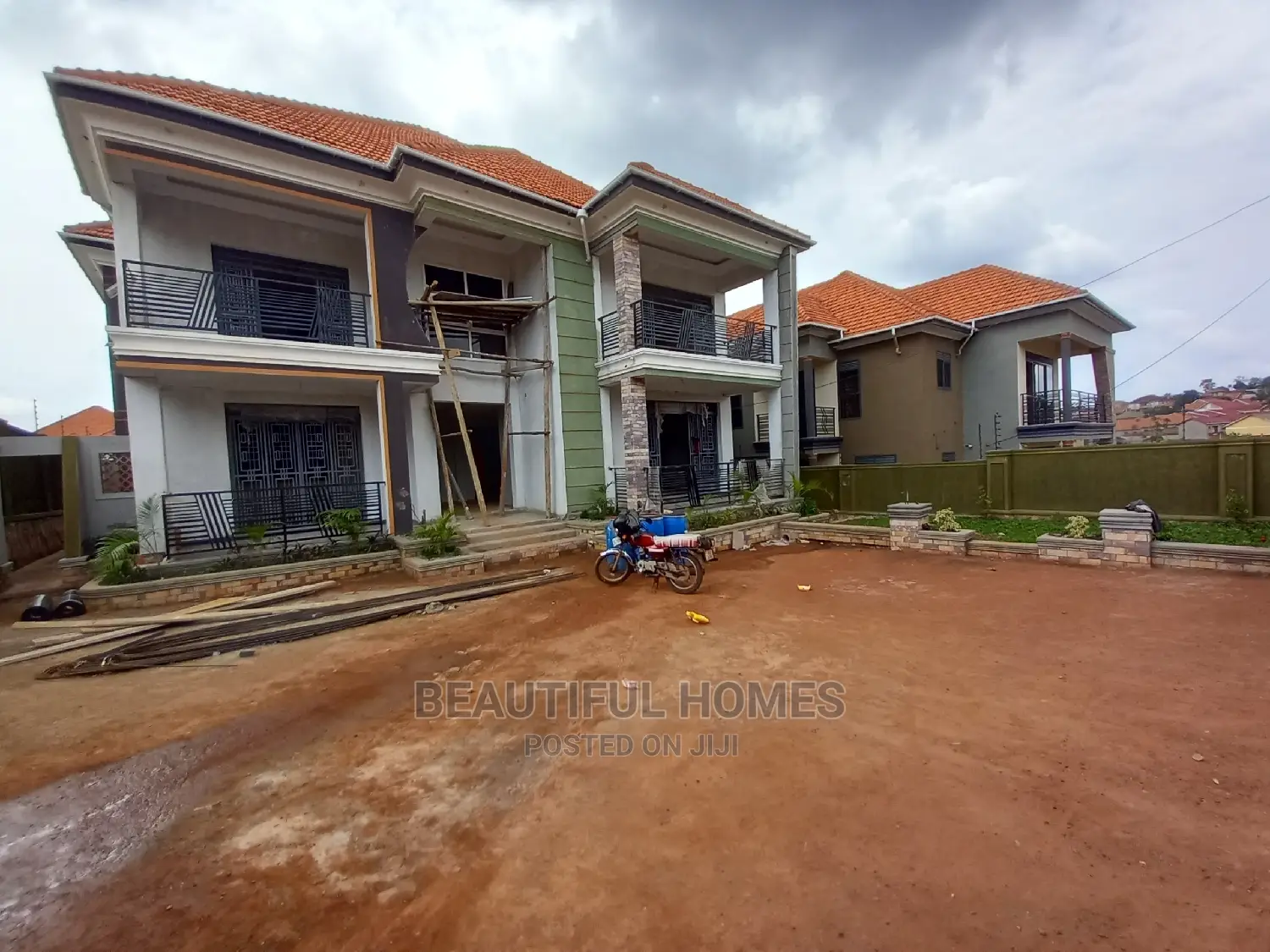 Furnished 6bdrm House in Kisaasi Tarmack, Central Division for Sale