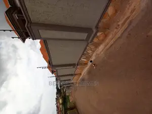Furnished 6bdrm House in Kisaasi Tarmack, Central Division for Sale