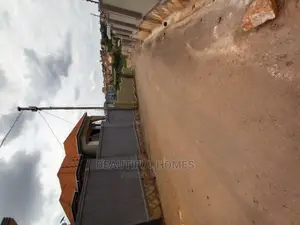 Furnished 6bdrm House in Kisaasi Tarmack, Central Division for Sale