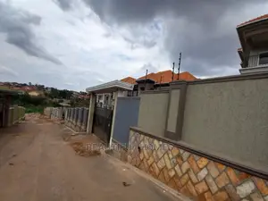 Furnished 6bdrm Mansion in Kisaasi, Central Division for Sale