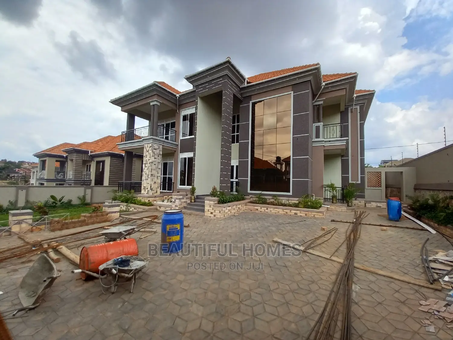 Furnished 7bdrm Mansion in Kisaasi Posh, Central Division for Sale