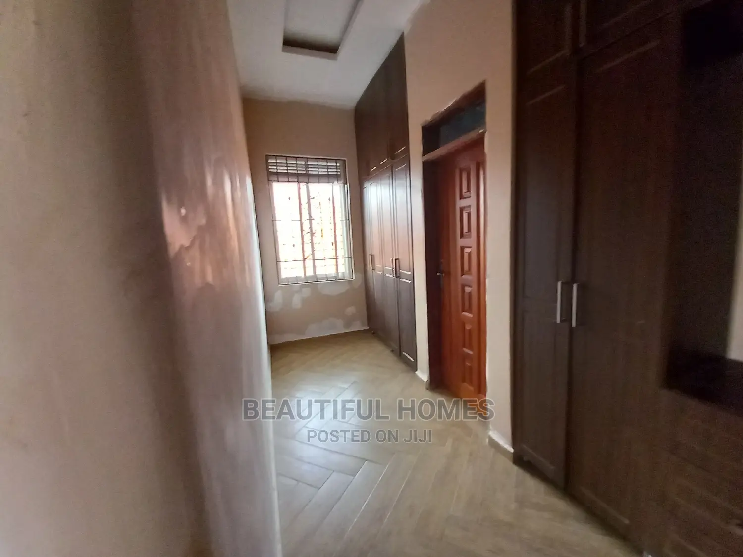 Furnished 6bdrm Mansion in Kisaasi, Central Division for Sale