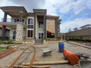 Furnished 7bdrm House in Kisaasi Rich, Central Division for Sale