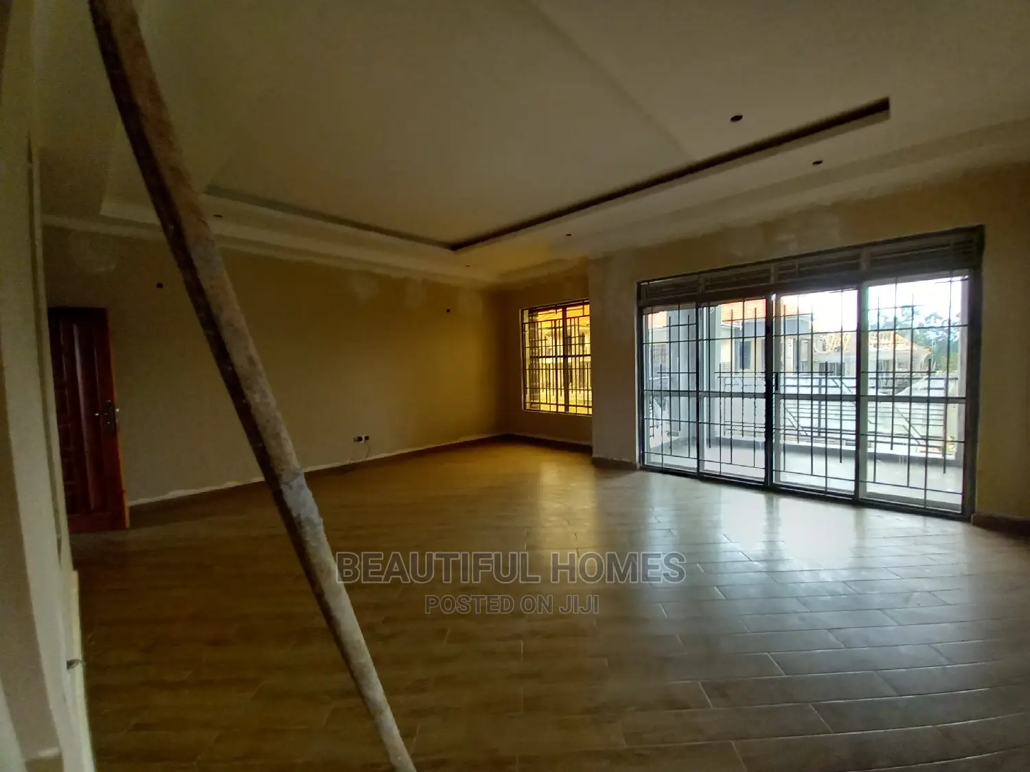 Furnished 7bdrm Mansion in Kisaasi, Central Division for Sale