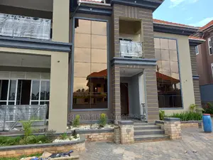 Furnished 7bdrm Mansion in Kisaasi Wealthy, Central Division for Sale