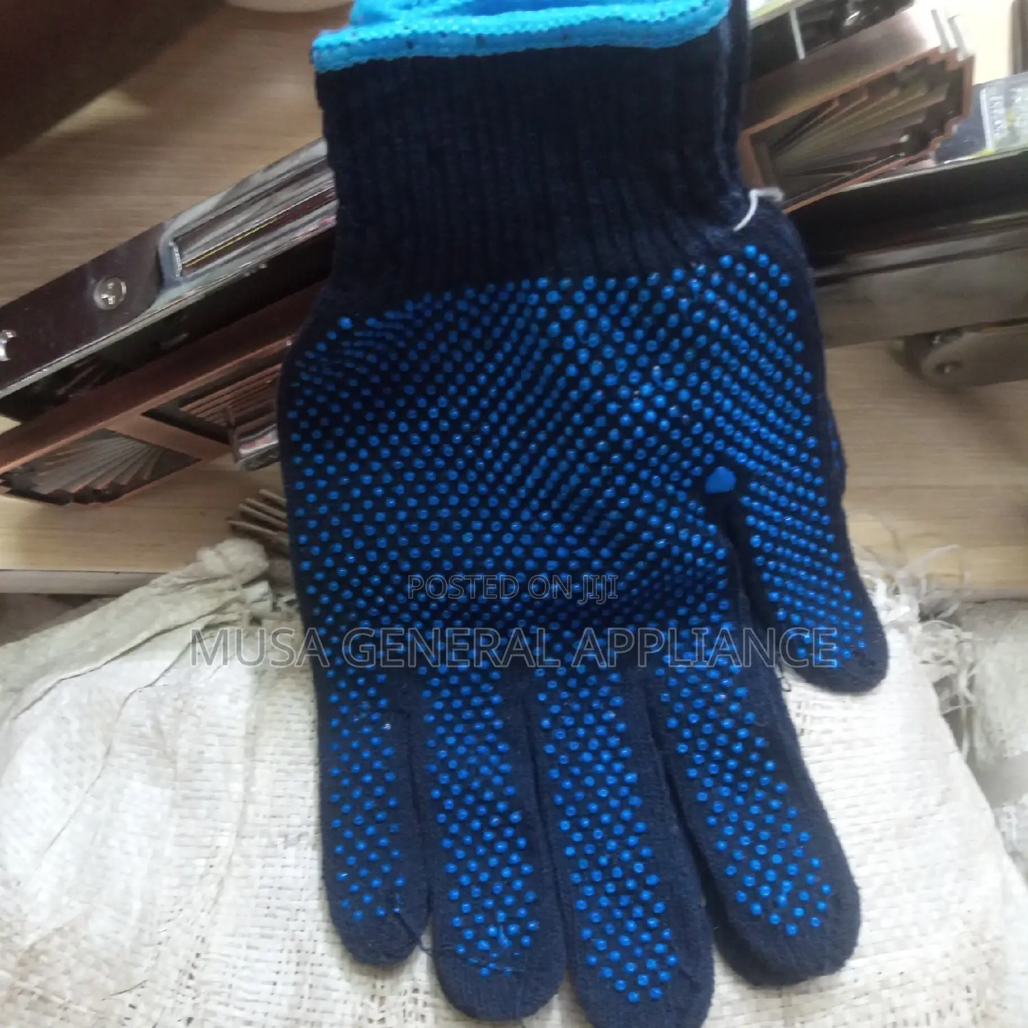 Black Dotted Gloves (Heavy Duty Gloves