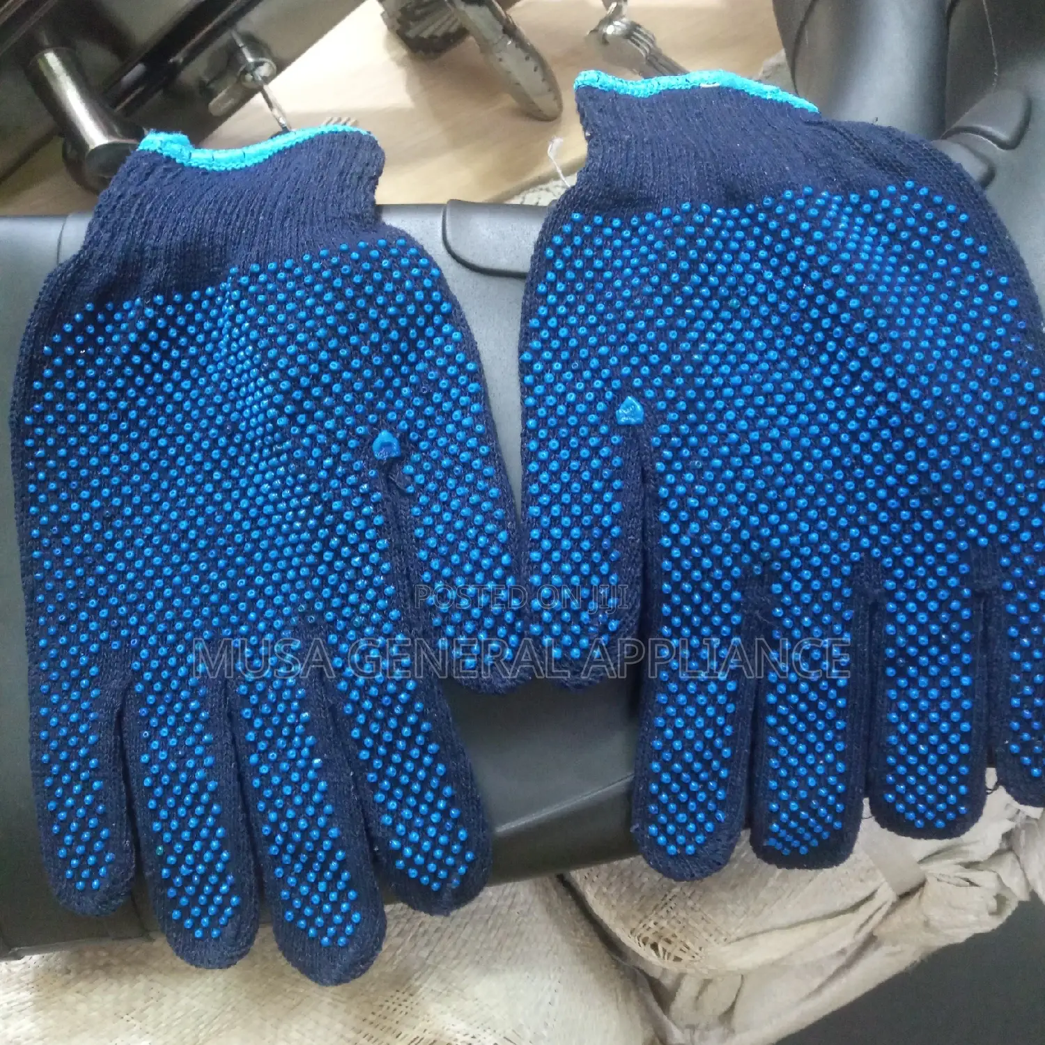 Black Dotted Gloves (Heavy Duty Gloves