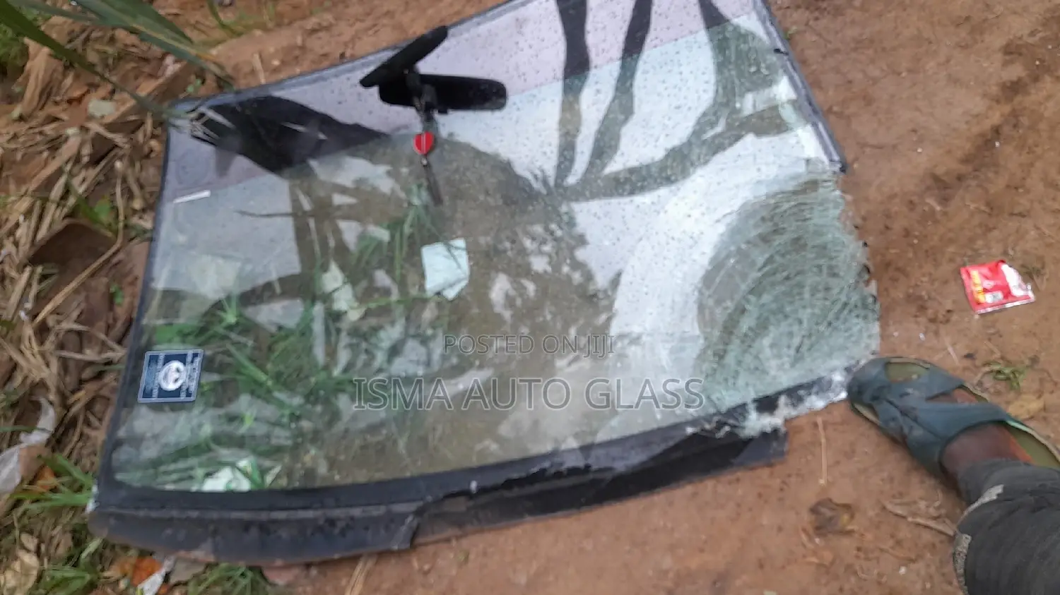 WINDSCREEN GLASS Of Cars