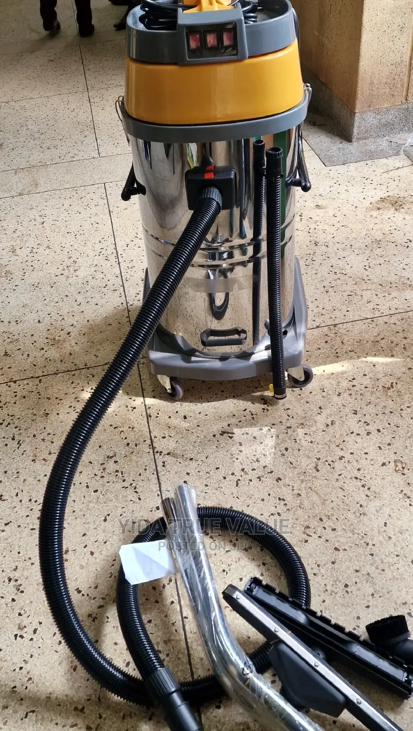 Vaccum Cleaner 100litres 3 Motors