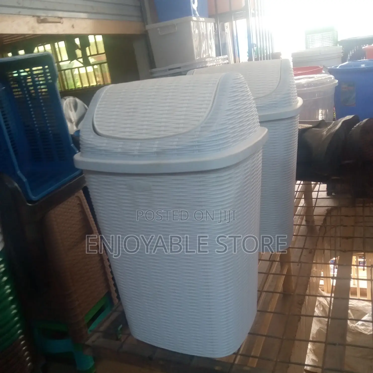Plastic Office Dust Bin