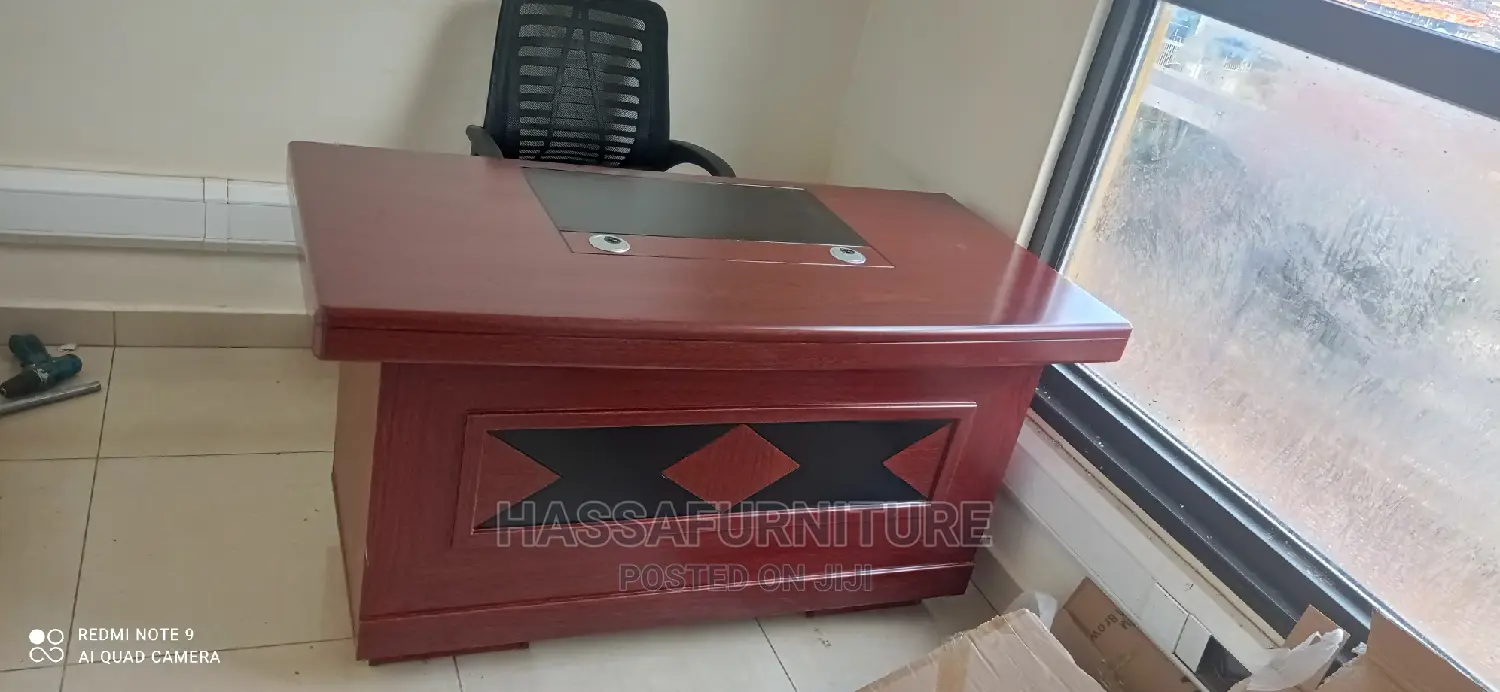 Executive Director Table
