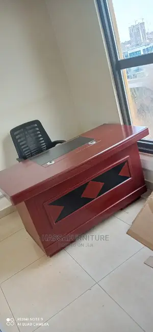 Executive Director Table