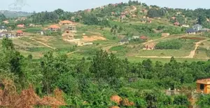 Prime Plots for Sale at Tongolo~Mabombwe Wakiso~Hoima Road.