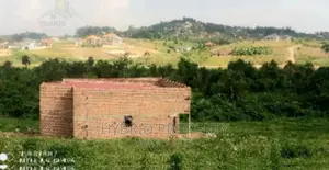 Prime Plots for Sale at Tongolo~Mabombwe Wakiso~Hoima Road.