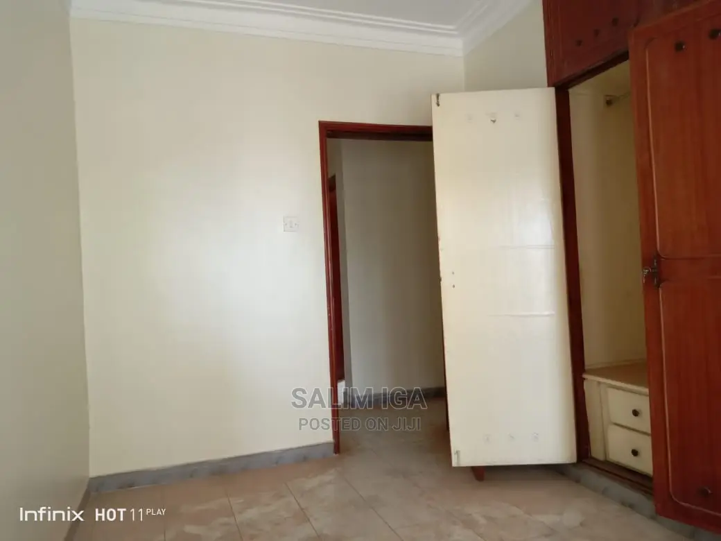 4bdrm Bungalow in Kololo Property, Central Division for Rent