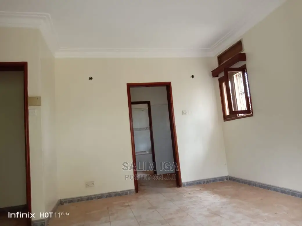 4bdrm Bungalow in Kololo Property, Central Division for Rent