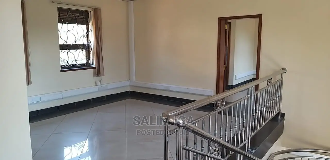 4bdrm Duplex in Kololo Property, Central Division for Rent
