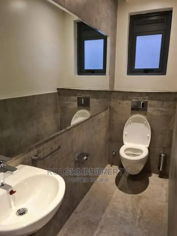Furnished 3bdrm Block of Flats in Kololo Property, Central Division