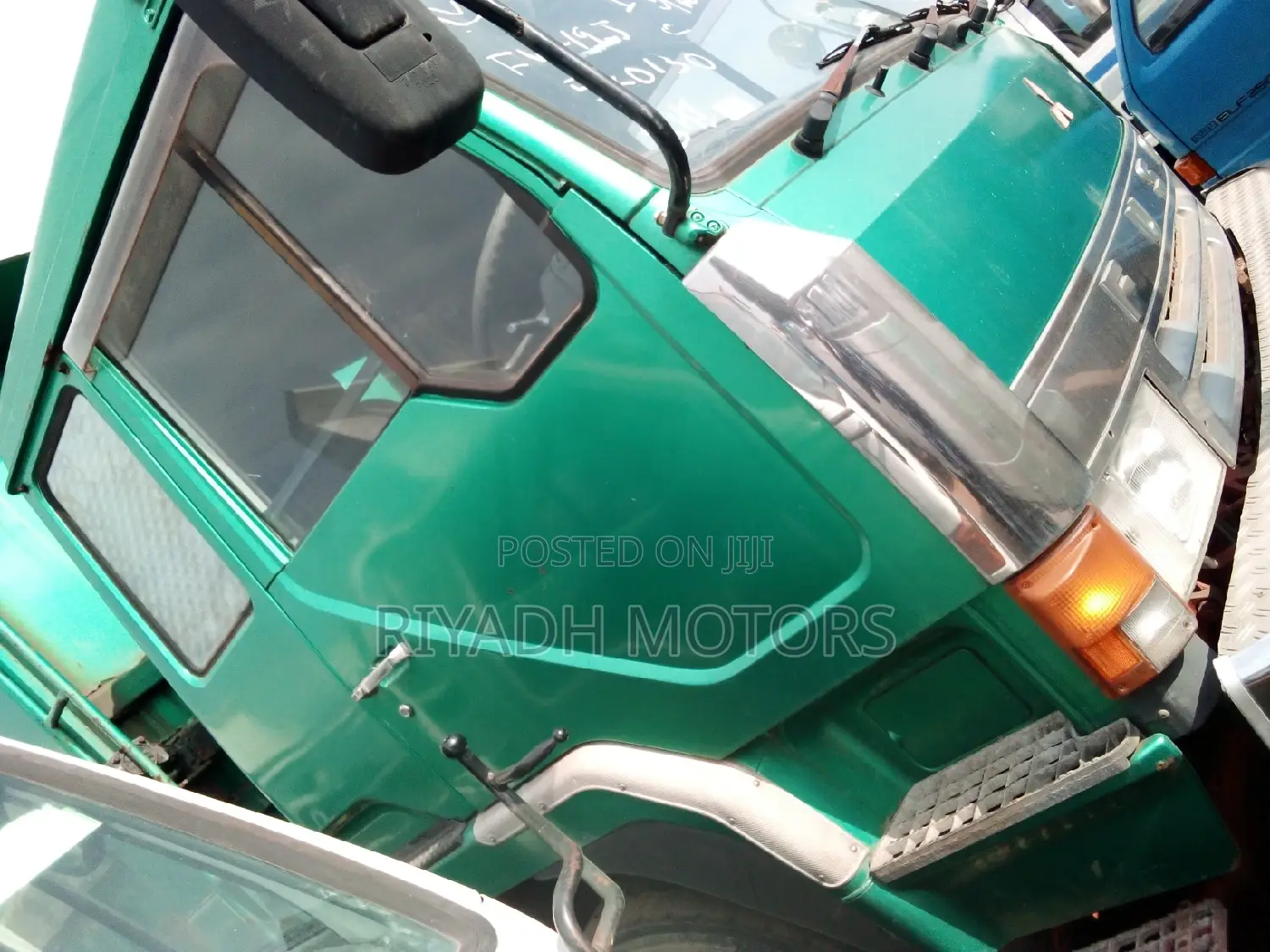 Fuso Dumper