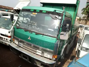 Fuso Dumper
