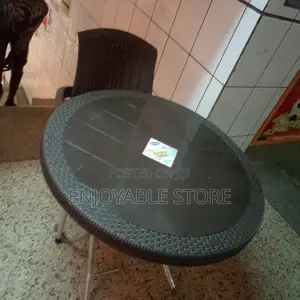 Plastic VIP Table Chair Set