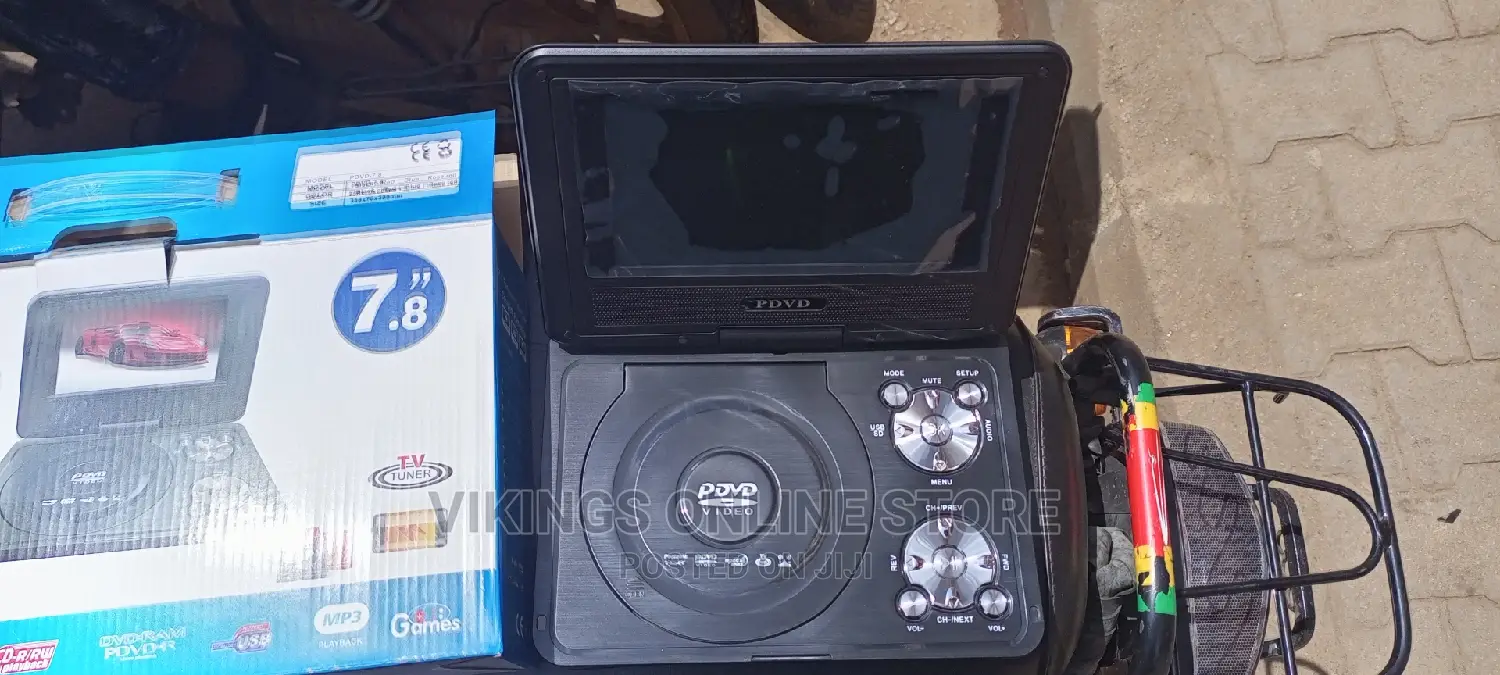 Portable Dvd Player 7.8"Inch.