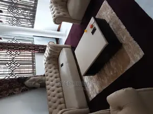 Center Carpets