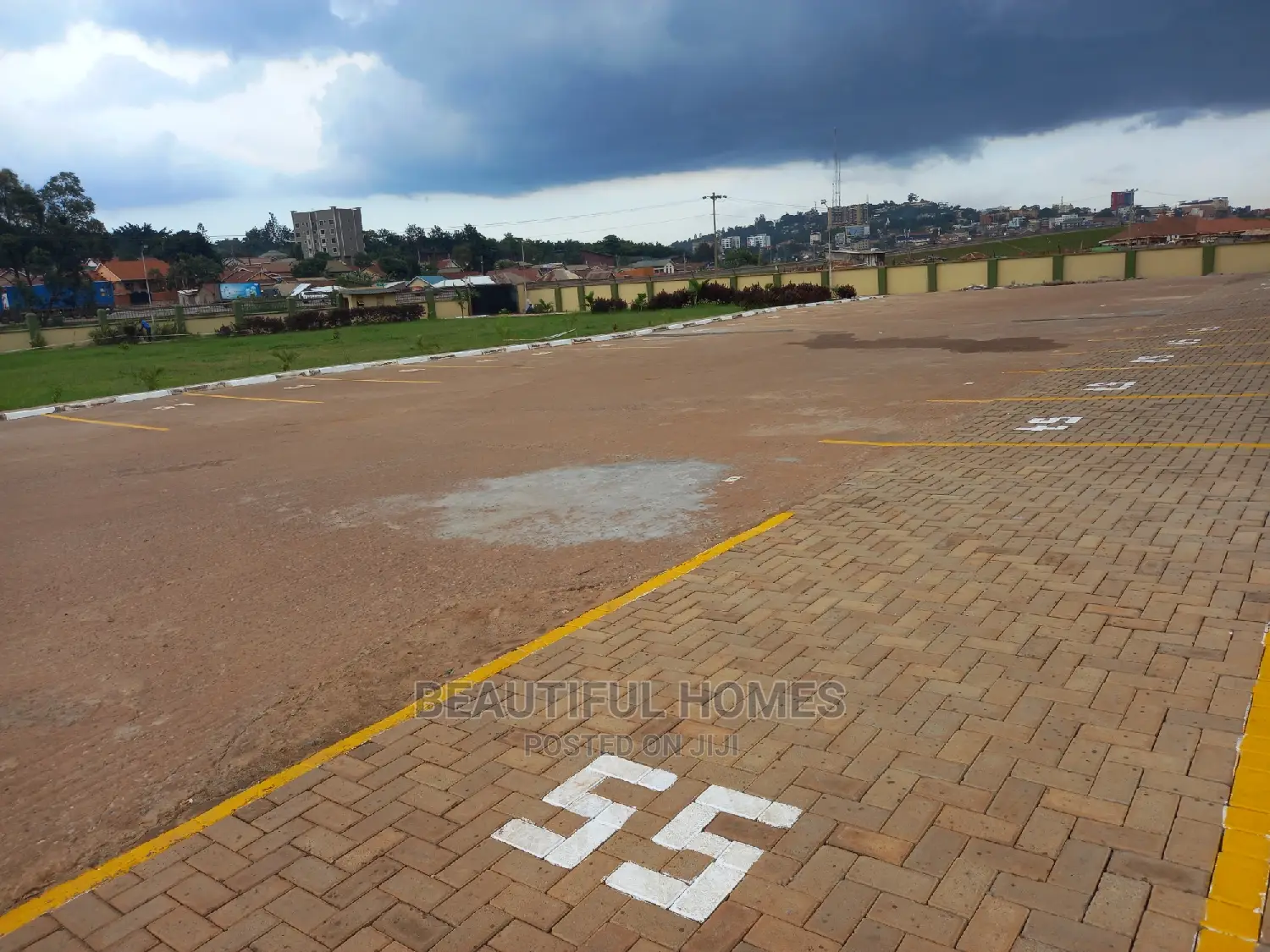 Furnished 2bdrm Condo in Bukoto, Central Division for Sale