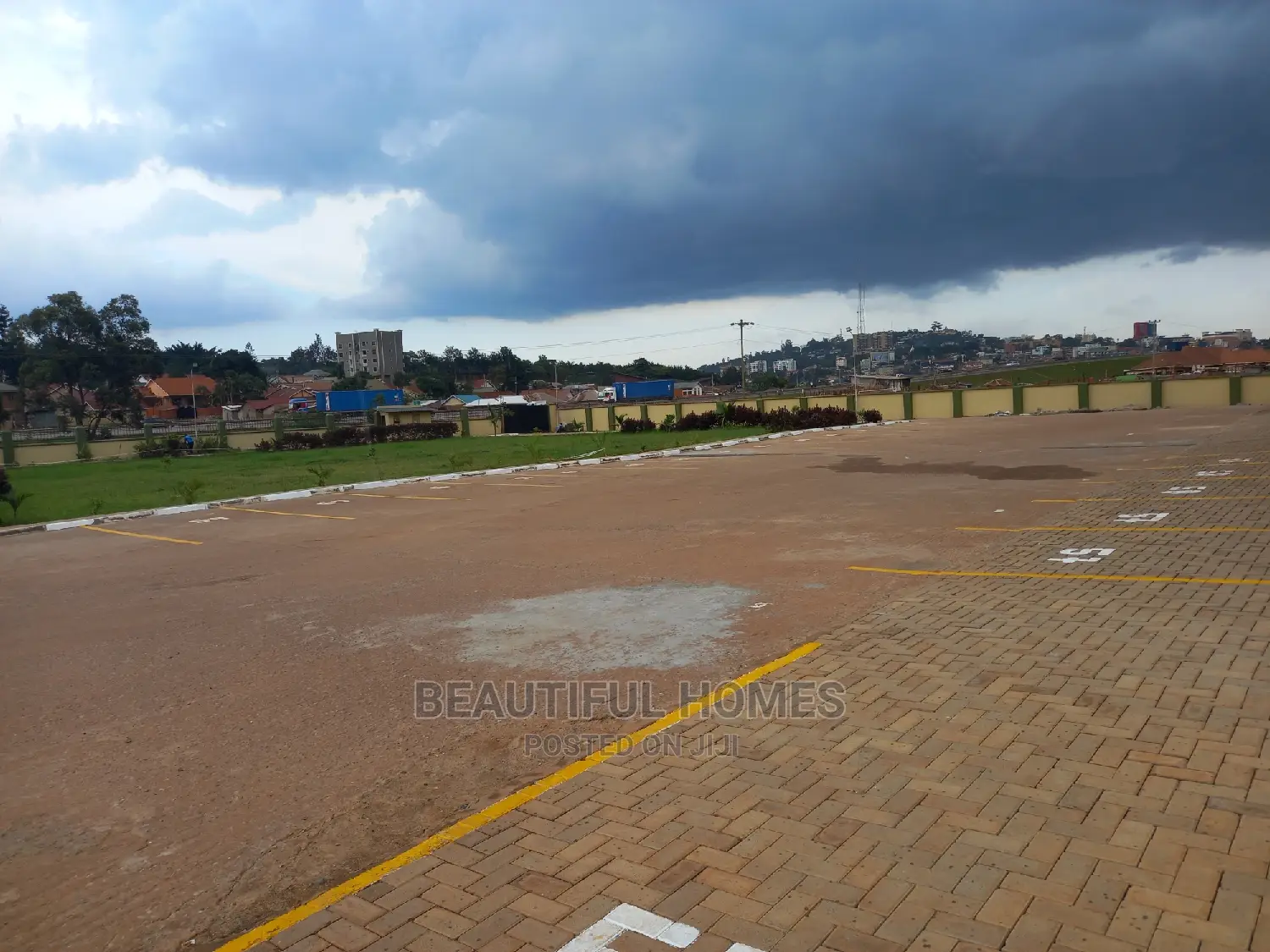 Furnished 2bdrm Condo in Bukoto, Central Division for Sale