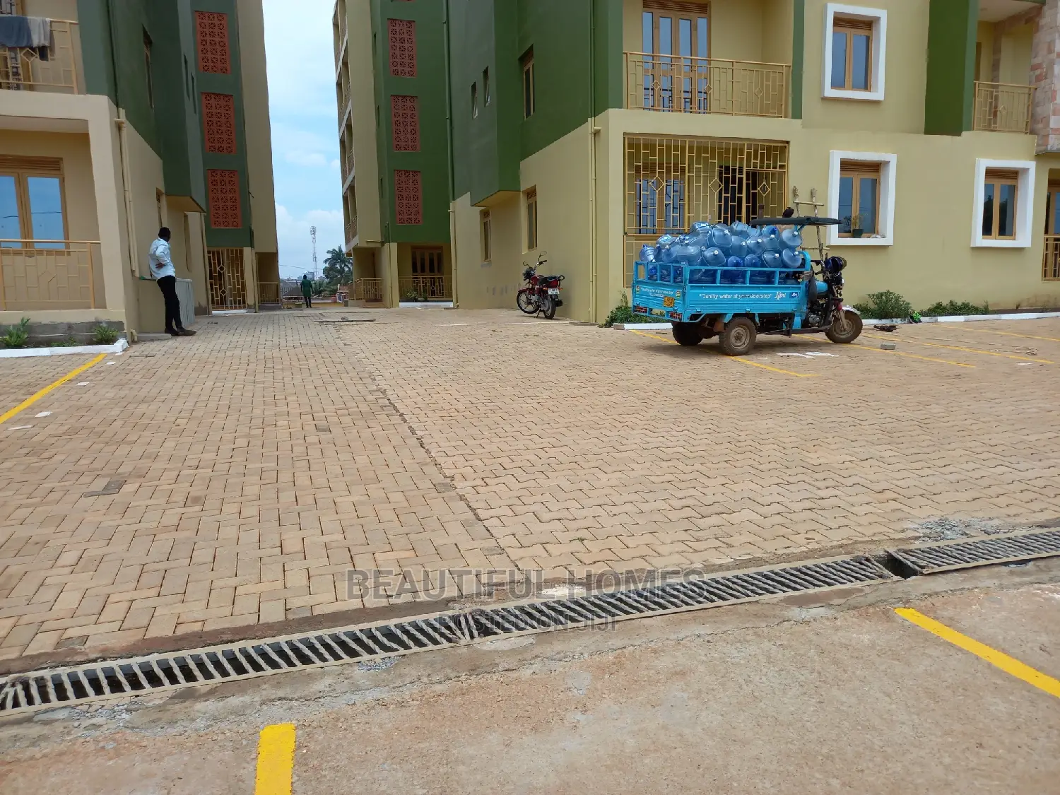 Furnished 2bdrm Condo in Bukoto, Central Division for Sale