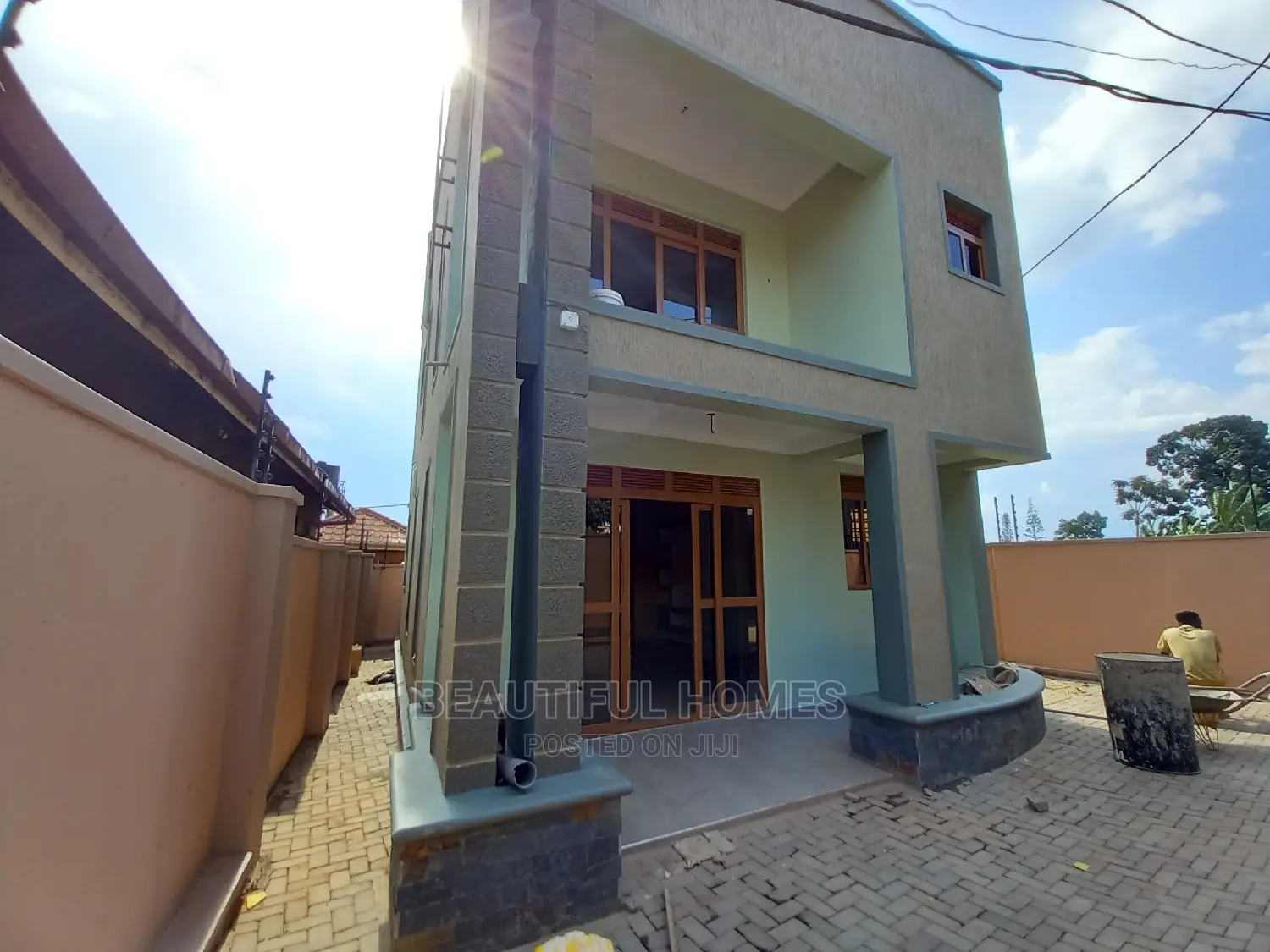 Furnished 4bdrm Duplex in Kyanja, Central Division for Sale