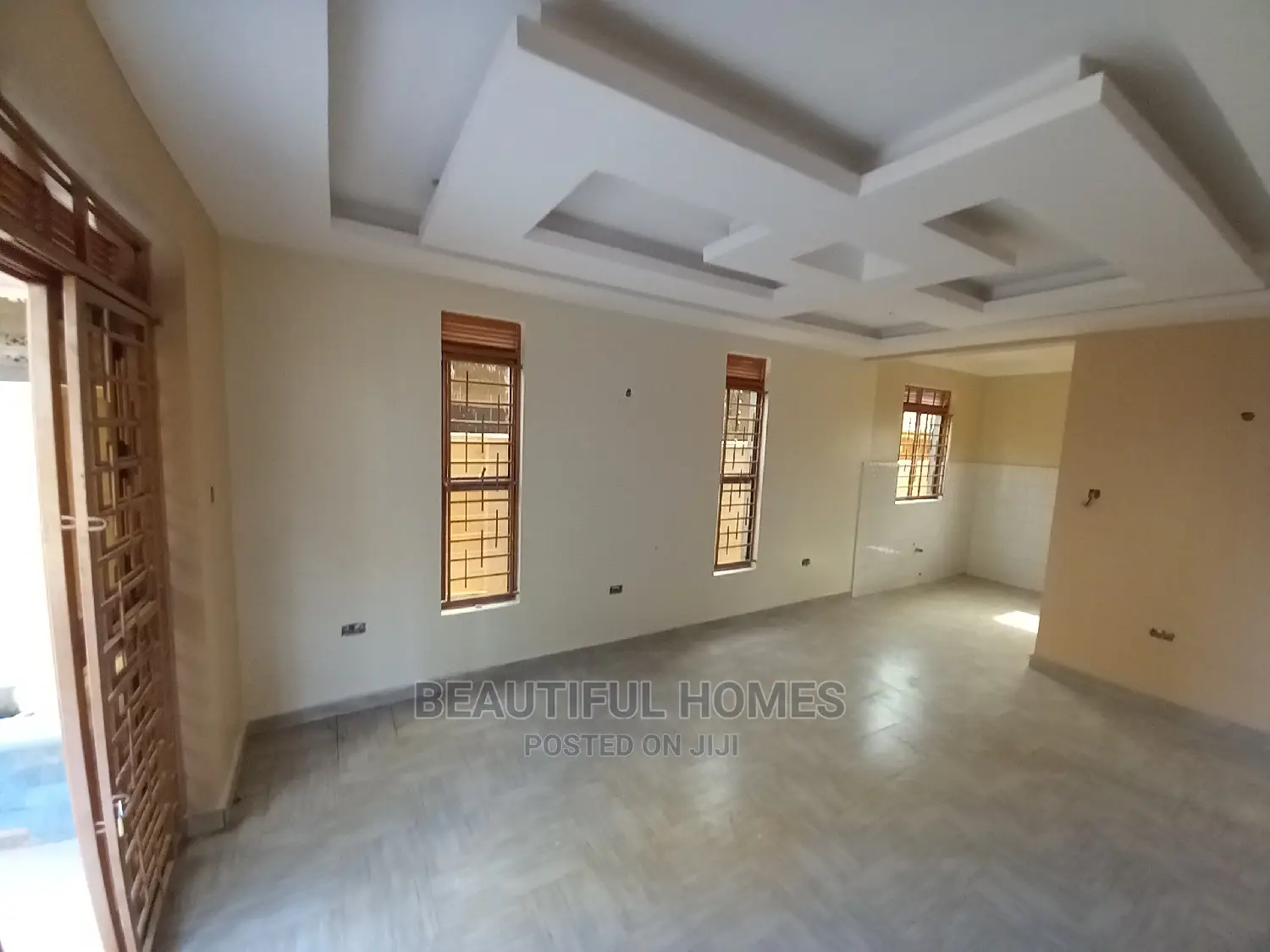 Furnished 4bdrm Duplex in Kyanja, Central Division for Sale