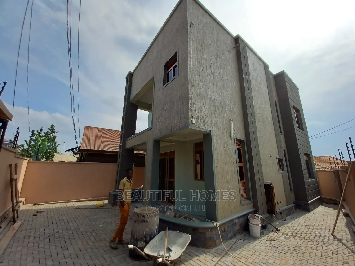 Furnished 4bdrm Mansion in Kyanja, Central Division for Sale