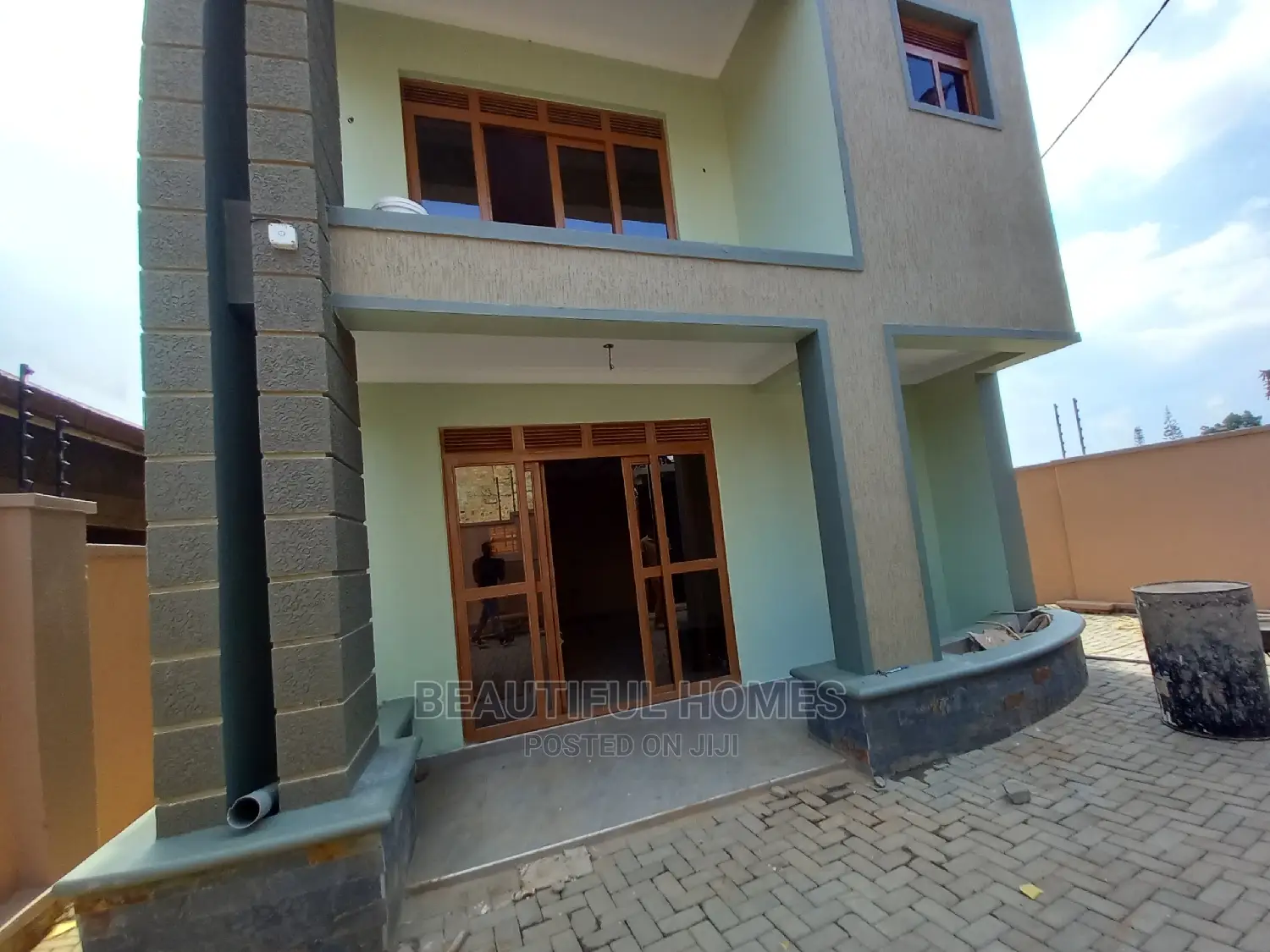 Furnished 4bdrm House in Kyanja, Central Division for Sale