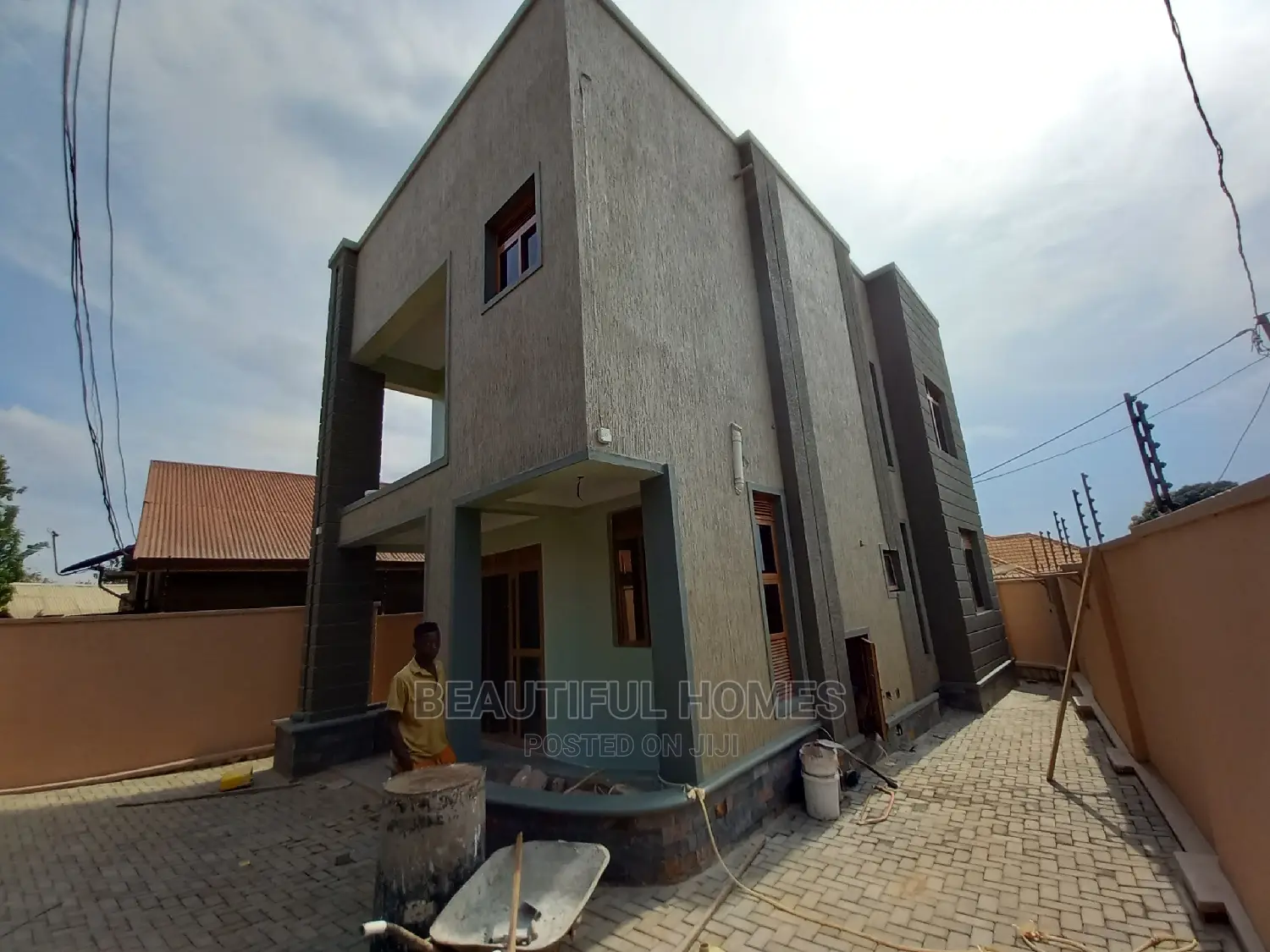 Furnished 4bdrm House in Kyanja, Central Division for Sale