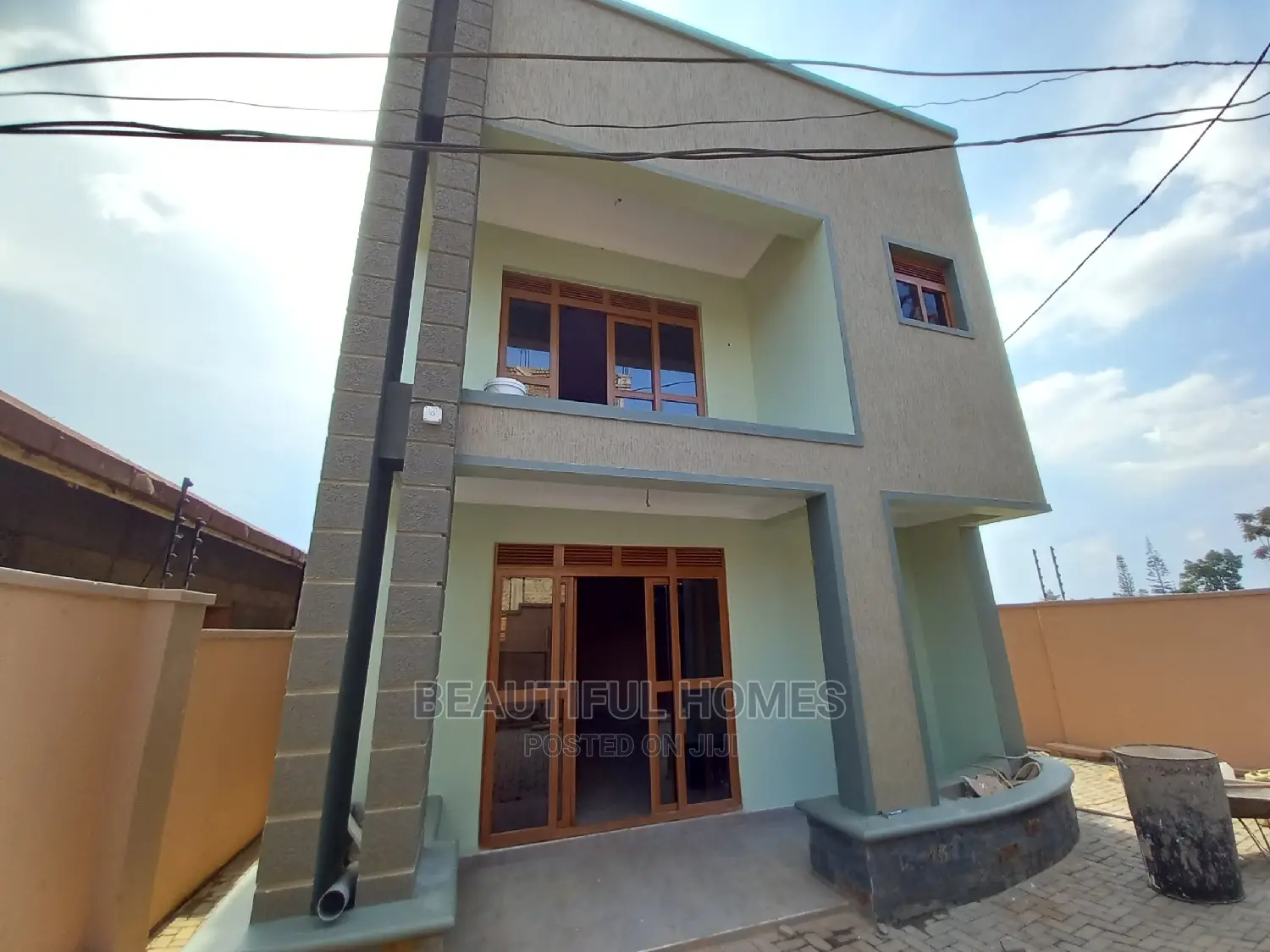 Furnished 4bdrm House in Kyanja, Central Division for Sale