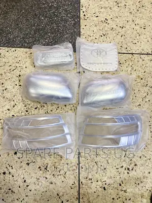 Premio 1999 - 2001 Kit / Chrome Mouldings