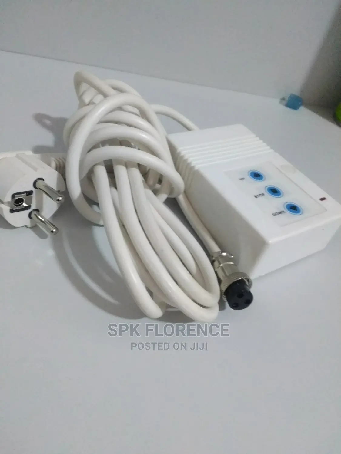 RF Remote Control Voltage AC220V, Electric Urrent :< 3A