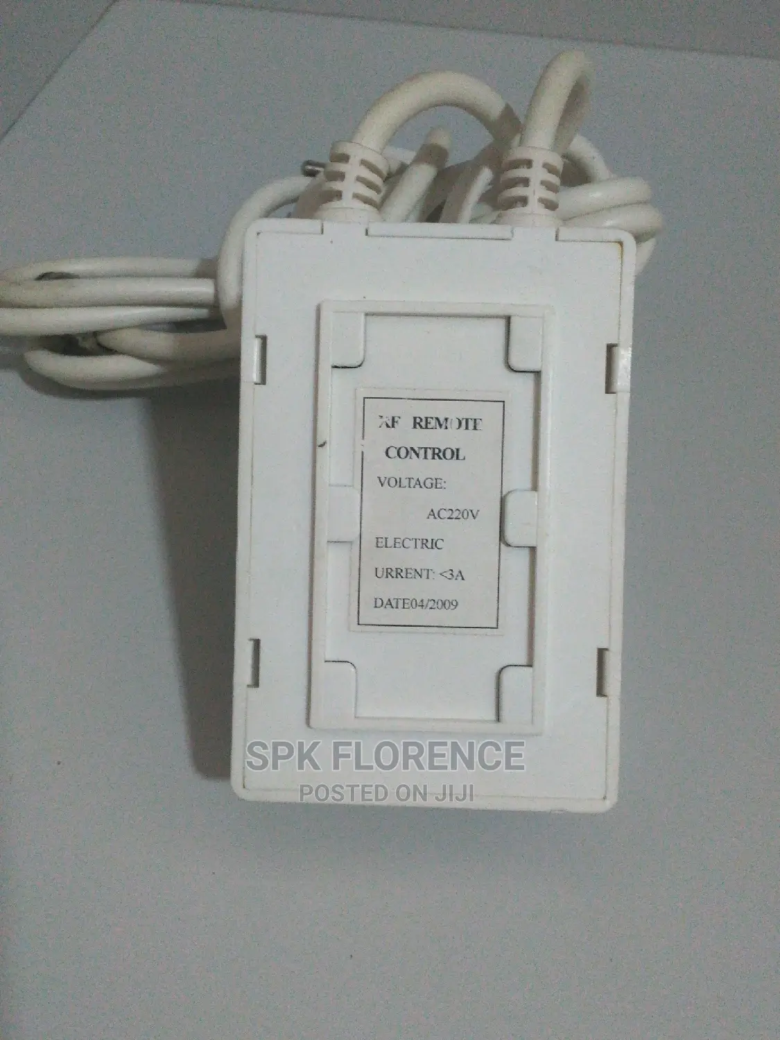 RF Remote Control Voltage AC220V, Electric Urrent :< 3A