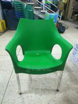 Plastic Chair With Metal Legs