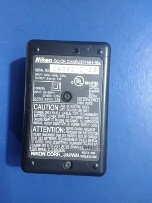 Nikon Quick Charger Mh-18a