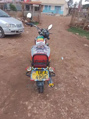 Bajaj Boxer 2010 Red