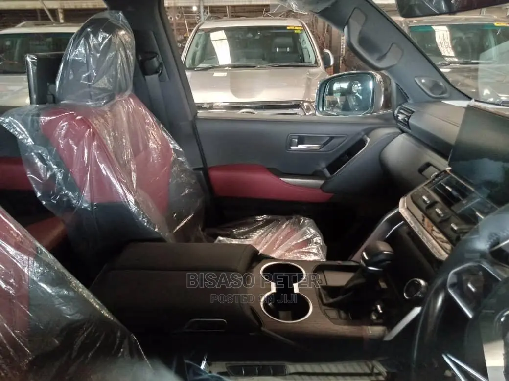 New Toyota Land Cruiser Prado 2022 White