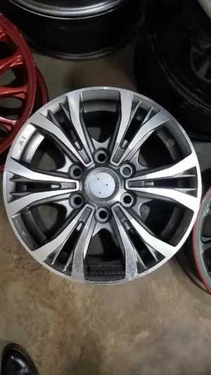 Photo - Four Wheel Drive Sport Rims R16