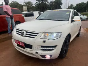 Volkswagen Touareg 2008 White