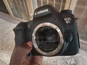 CANON EOS 6D Camera Body.