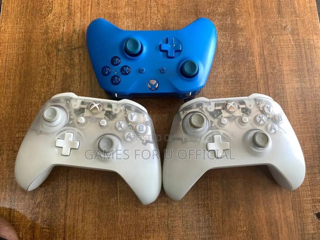Coloured Xbox One S/X Controllers