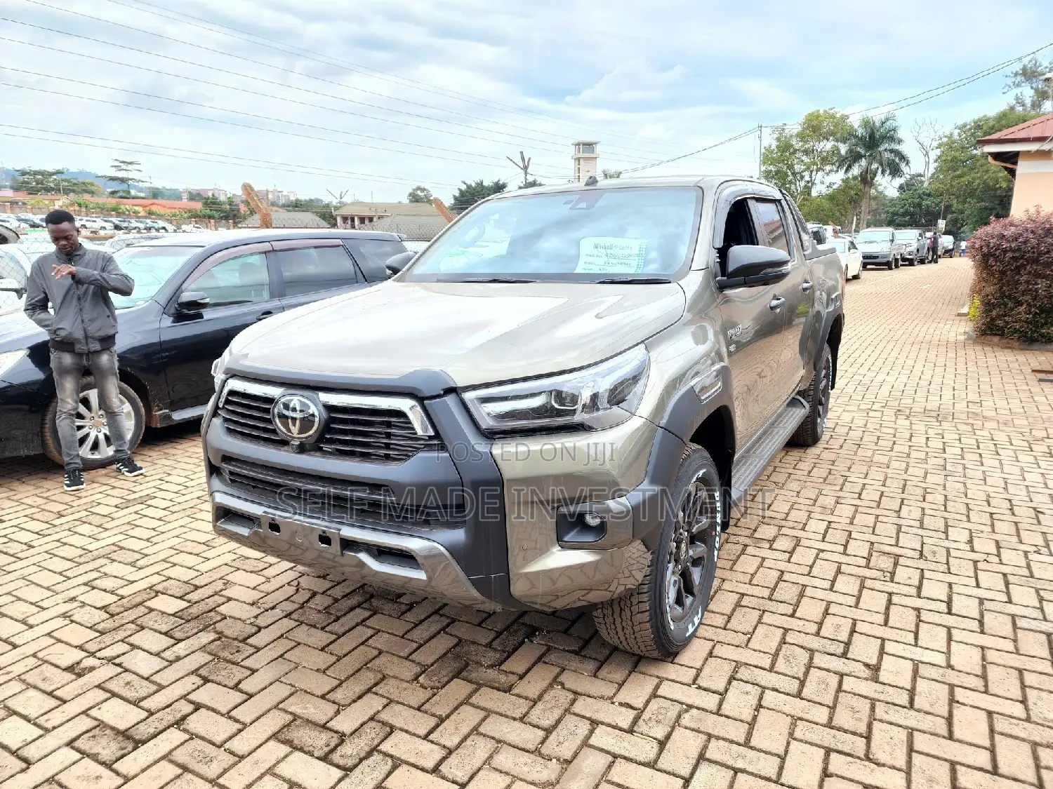 Toyota Hilux 2022 Gray