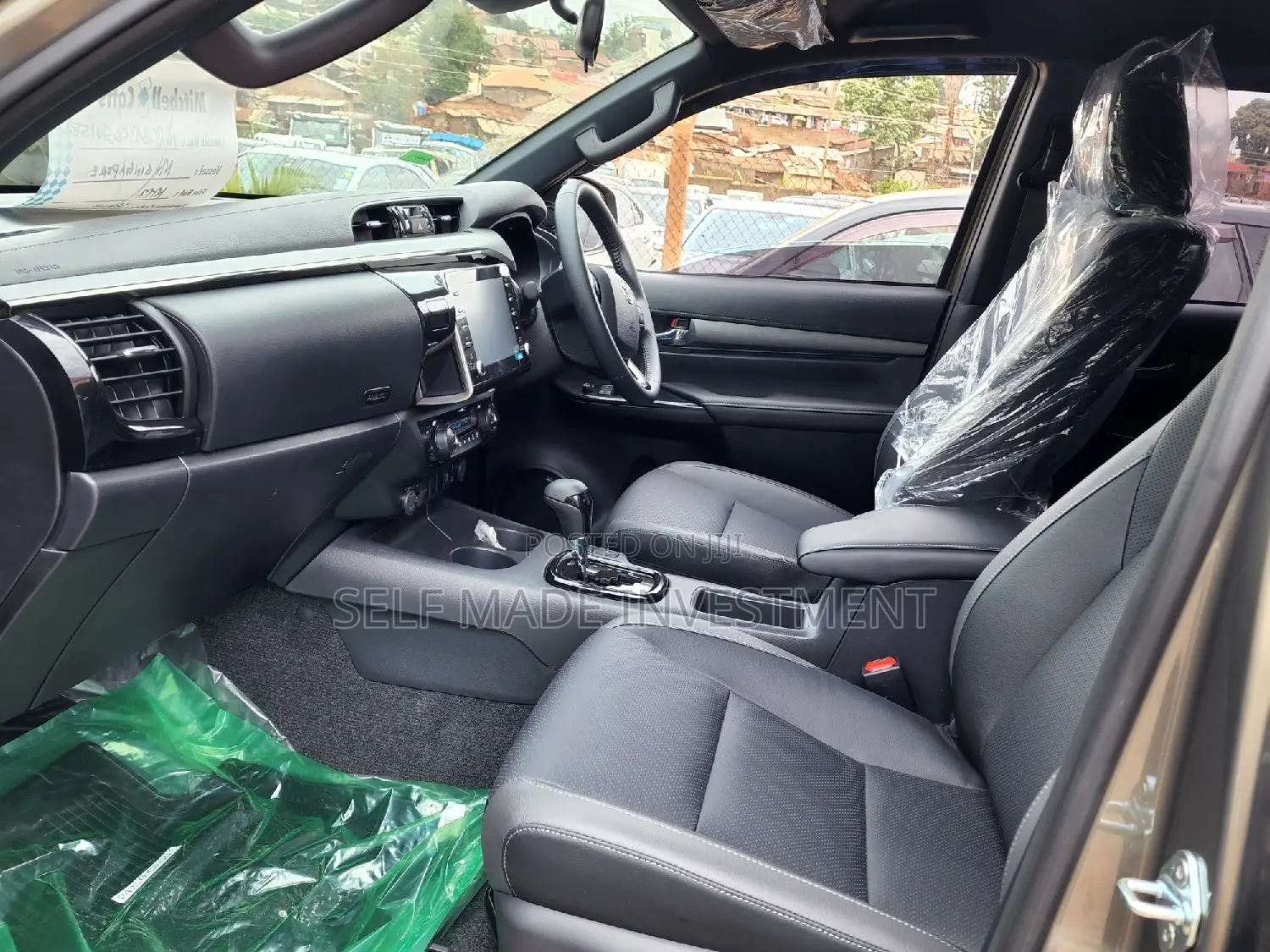 Toyota Hilux 2022 Gray