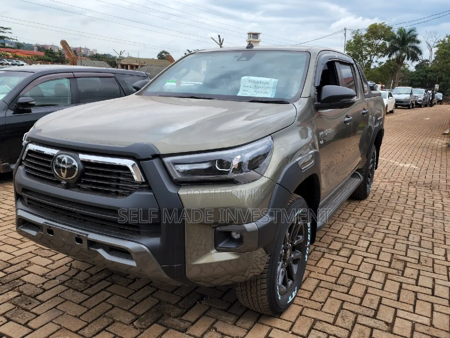 Toyota Hilux 2022 Gray